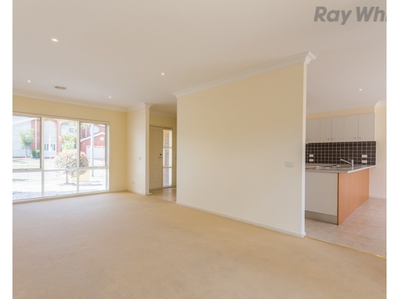 27A Wentworth Drive, Taylors Lakes VIC 3038