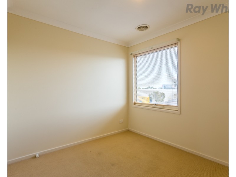 27A Wentworth Drive, Taylors Lakes VIC 3038