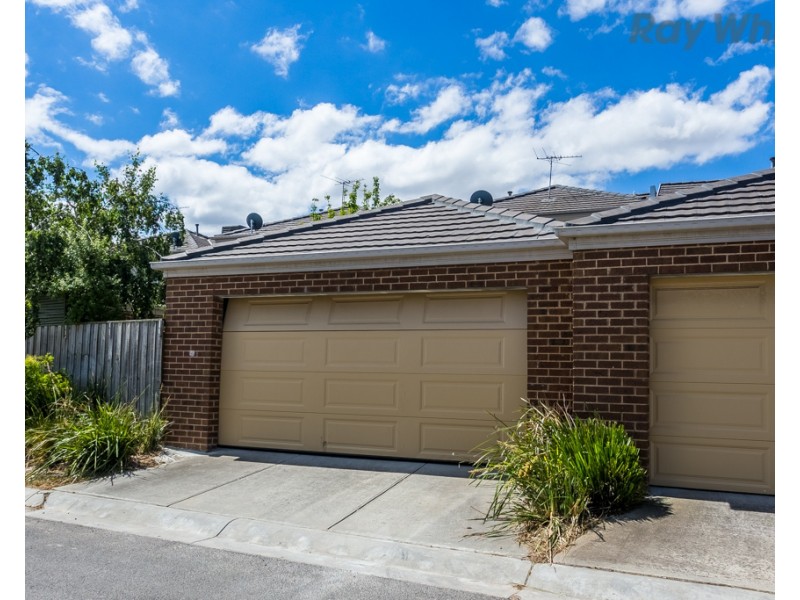 27A Wentworth Drive, Taylors Lakes VIC 3038