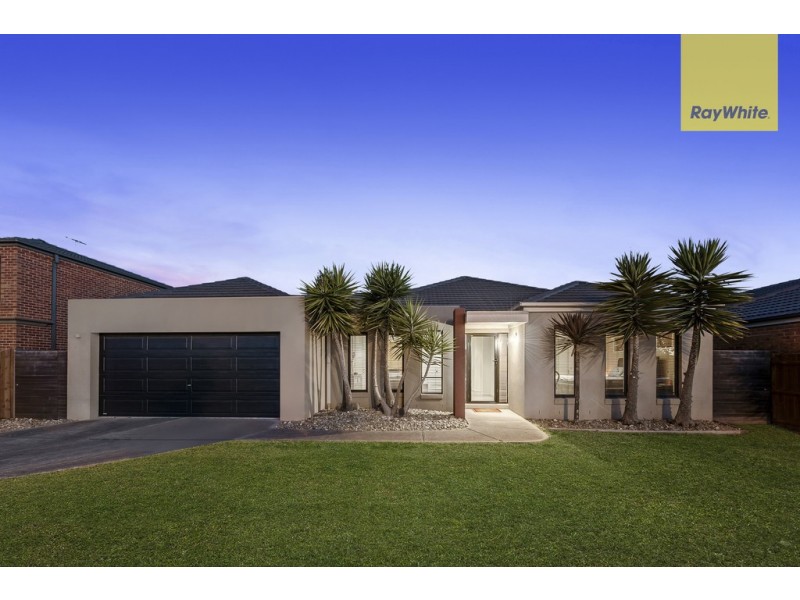 5 Vaucluse Blvd, Taylors Hill VIC 3037