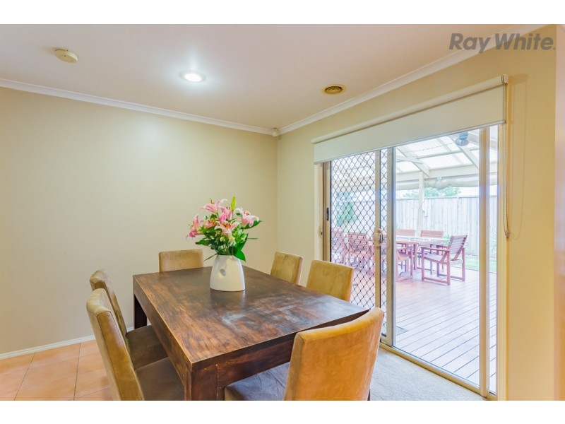 46 Kenswick Drive, Hillside VIC 3037