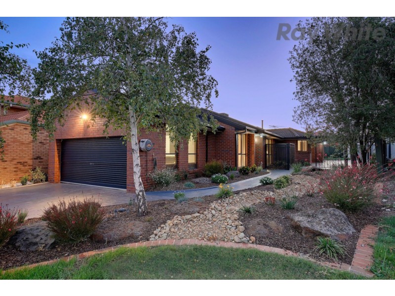 23 Martens Court, Taylors Lakes VIC 3038