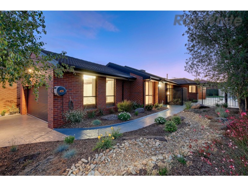 23 Martens Court, Taylors Lakes VIC 3038