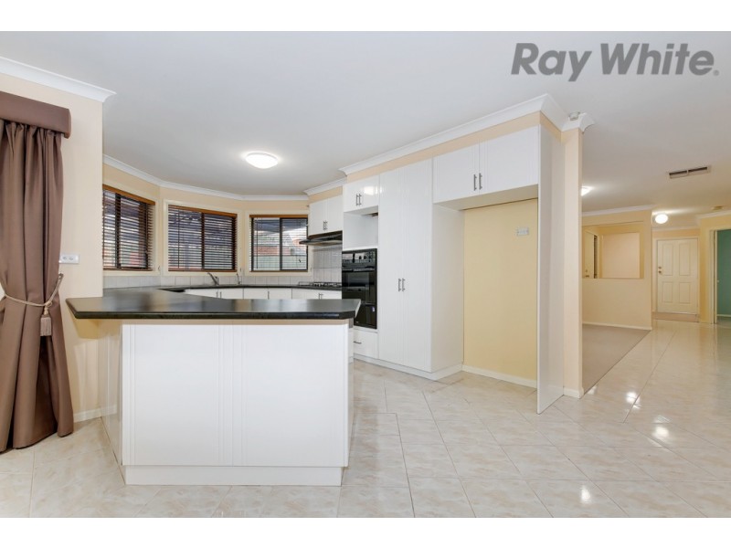 23 Martens Court, Taylors Lakes VIC 3038