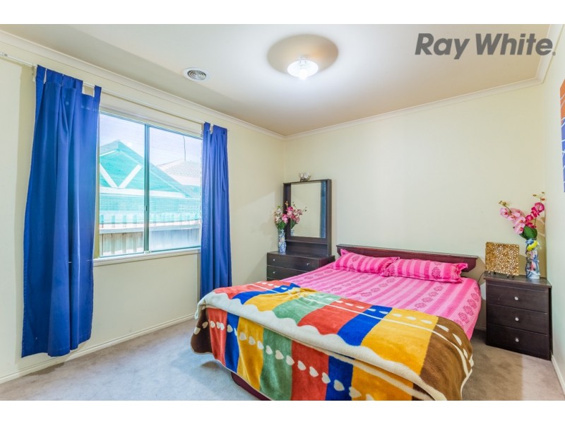 12 Manerlong Way, Sydenham VIC 3037