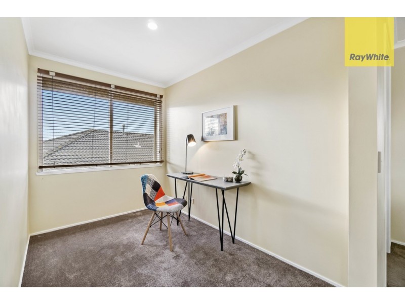 12 Trindall place, Taylors Lakes VIC 3038