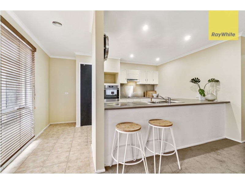 12 Trindall place, Taylors Lakes VIC 3038