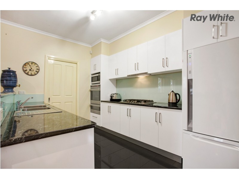 37 Perceval Crescent, Taylors Lakes VIC 3038