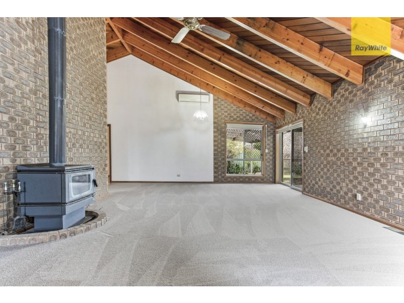 71 Parmelia Drive, Taylors Lakes VIC 3038