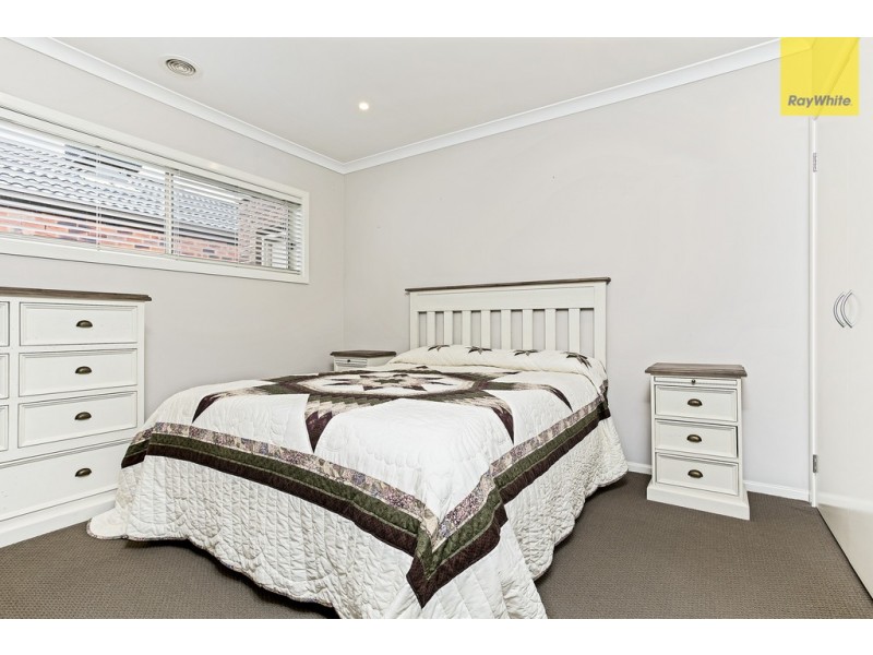 73 George Street, Taylors Hill VIC 3037