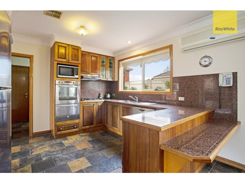 4 Darebin Avenue, Keilor Downs VIC 3038