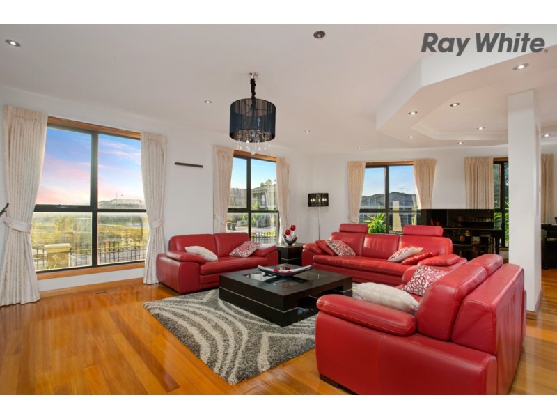22 Wisteria Close, Taylors Hill VIC 3037