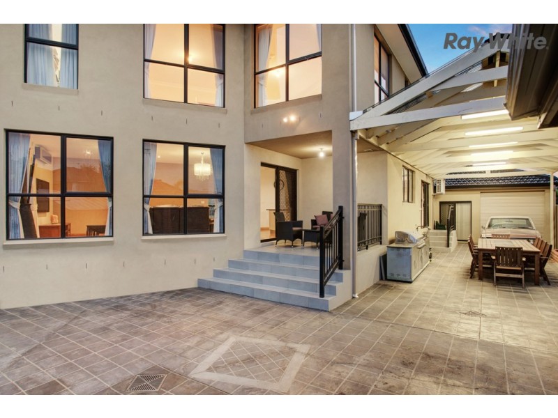 22 Wisteria Close, Taylors Hill VIC 3037