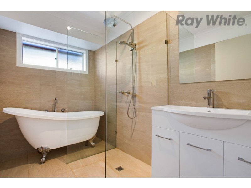 8 Wildflower Court, Hillside VIC 3037