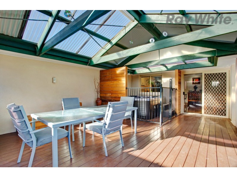 8 Wildflower Court, Hillside VIC 3037