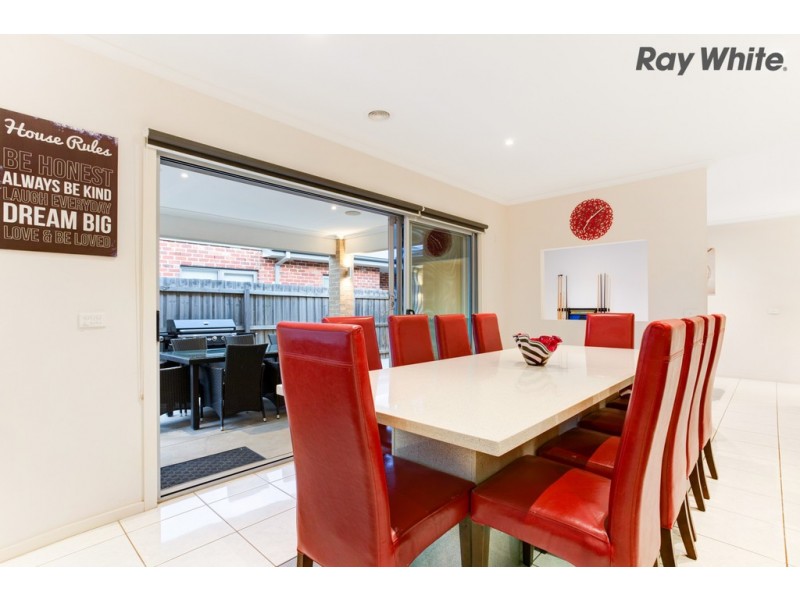 6 Rushcutters Place, Taylors Hill VIC 3037