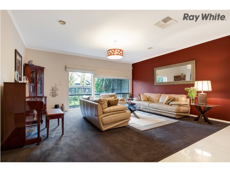 9 Flinders Street, Taylors Hill VIC 3037