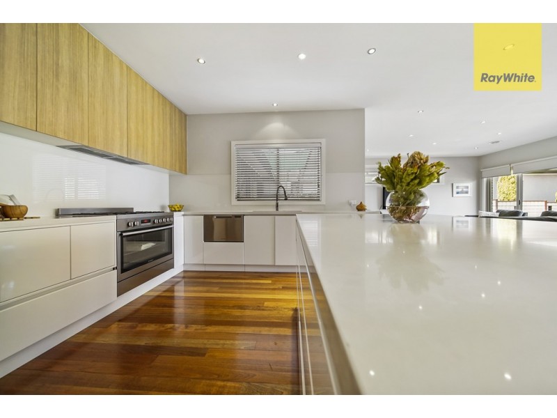 21 Park Lane, Taylors Hill VIC 3037
