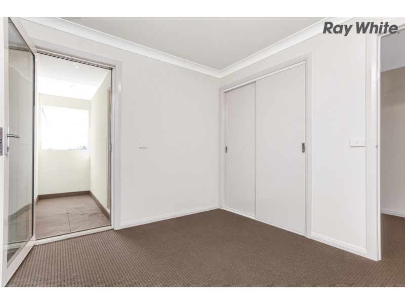 13 Armstrong Walk, Plumpton VIC 3335