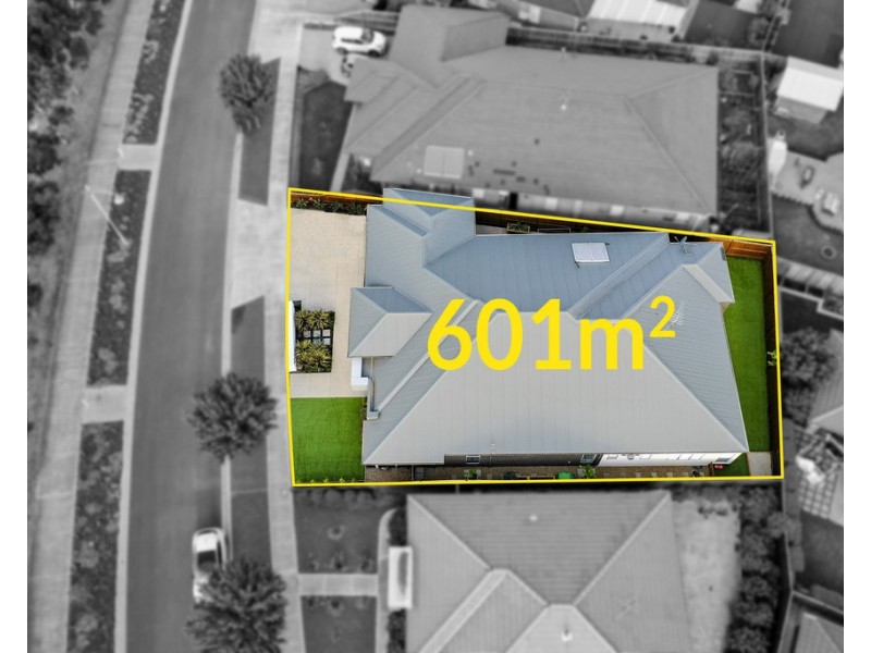 25 Cavenagh Terrace, Taylors Hill VIC 3037