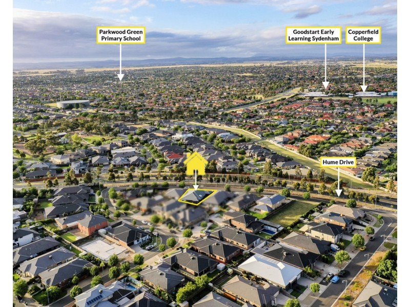 25 Cavenagh Terrace, Taylors Hill VIC 3037