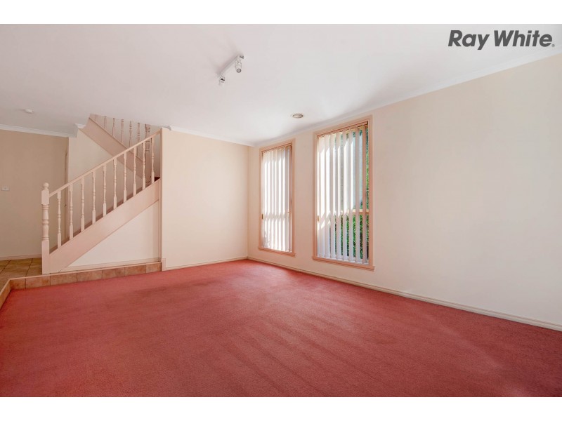 2/23 Santa Monica Street, Keilor Lodge VIC 3038