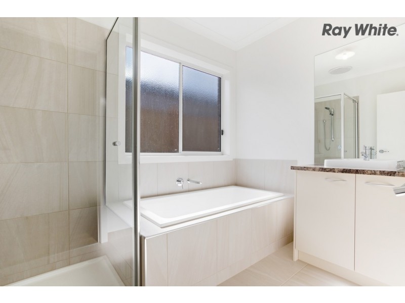 3 Farm Road, Diggers Rest VIC 3427