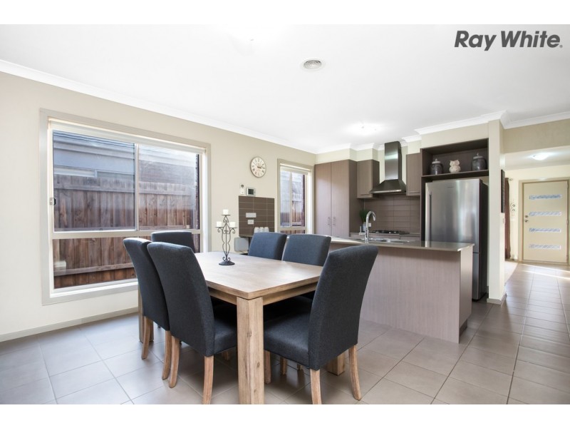 6 Boulderwood Court, Kurunjang VIC 3337