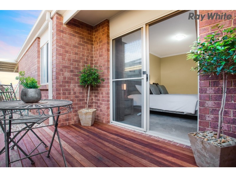 6 Boulderwood Court, Kurunjang VIC 3337