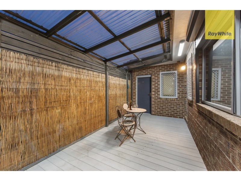 56 Hillcrest Drive, Hillside VIC 3037