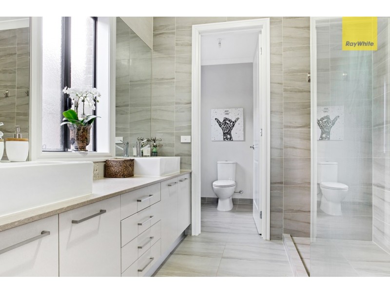 30 Hardware Lane, Taylors Hill VIC 3037