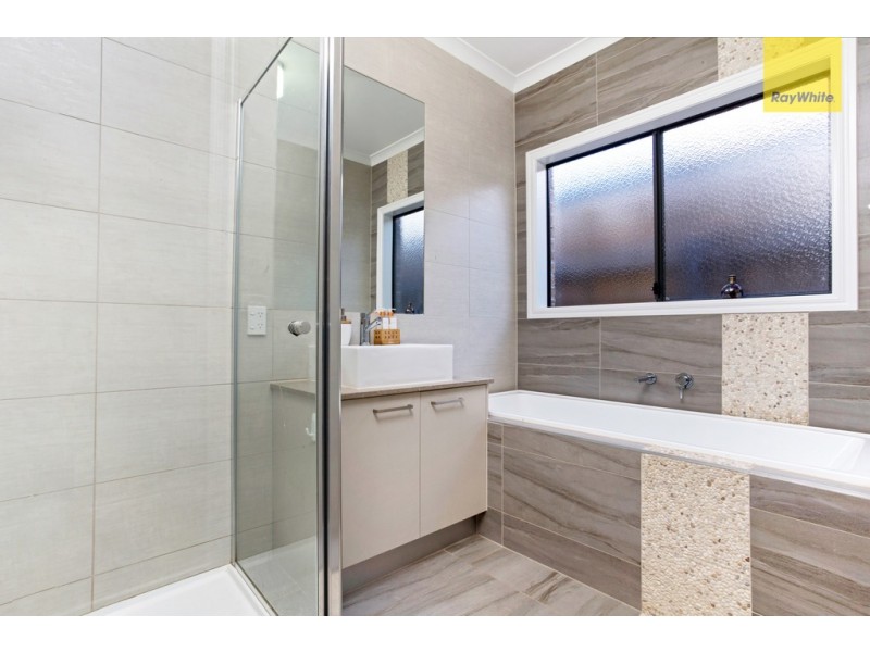 30 Hardware Lane, Taylors Hill VIC 3037