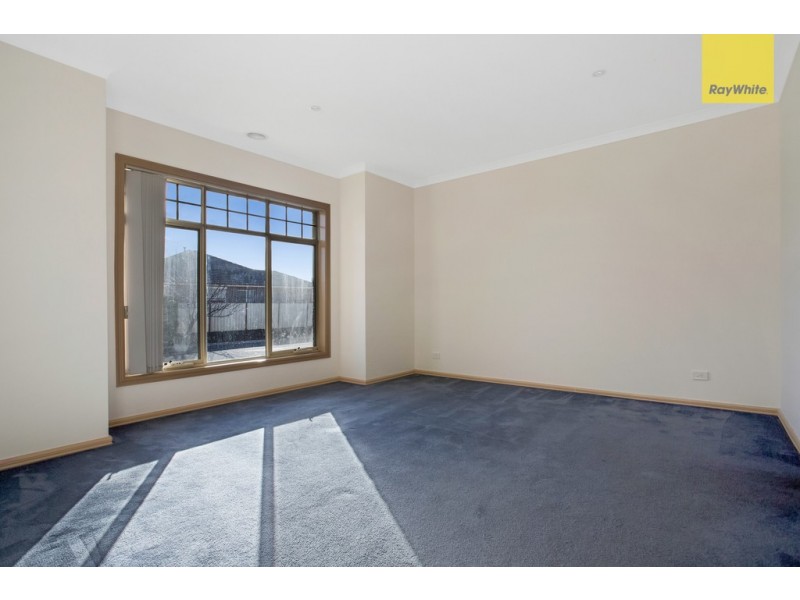 2/1 Marner Avenue, Hillside VIC 3037