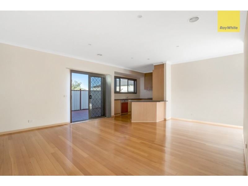 2/1 Marner Avenue, Hillside VIC 3037