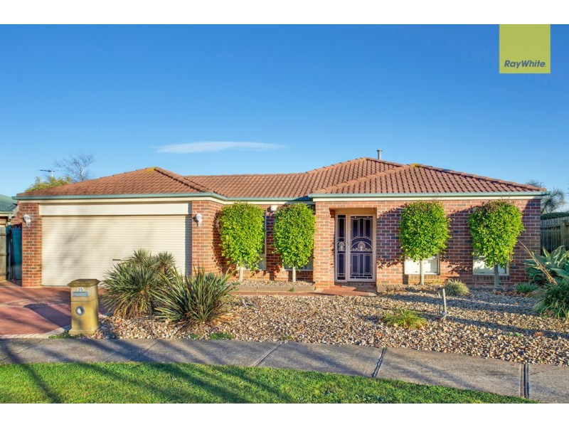 35 Perceval Crescent, Taylors Lakes VIC 3038
