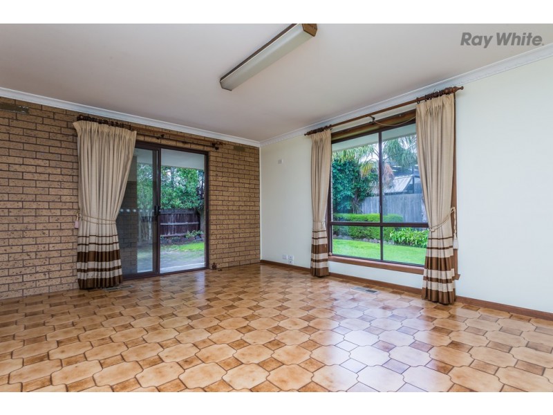 12 Augustines Way, Keilor VIC 3036