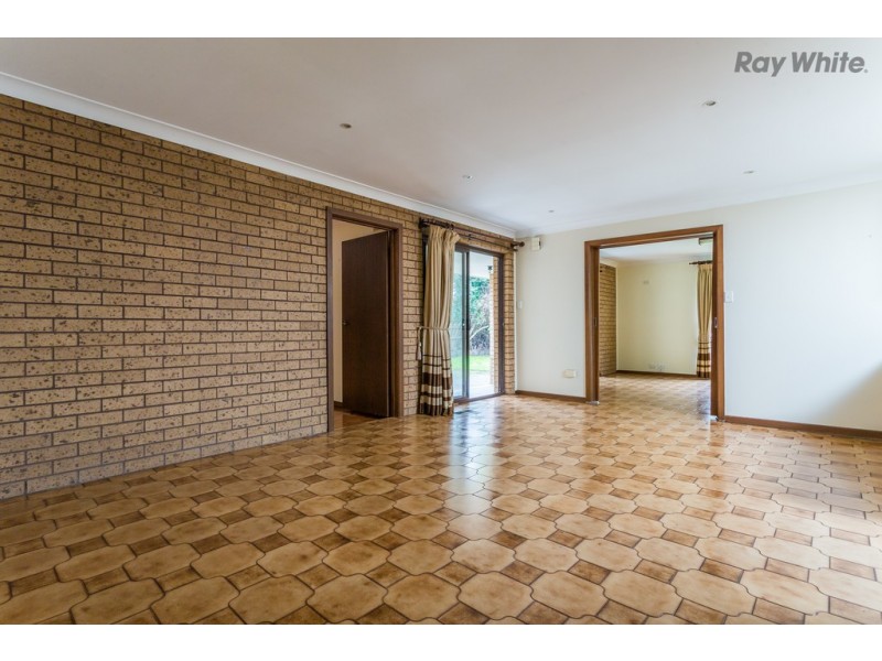 12 Augustines Way, Keilor VIC 3036