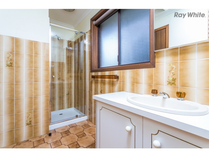 12 Augustines Way, Keilor VIC 3036