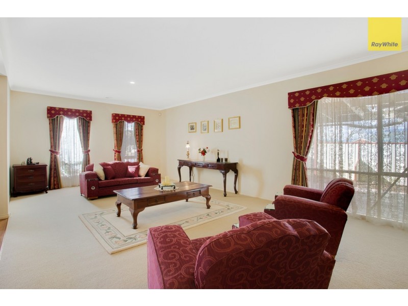 3 Bramshaw Crescent, Hillside VIC 3037