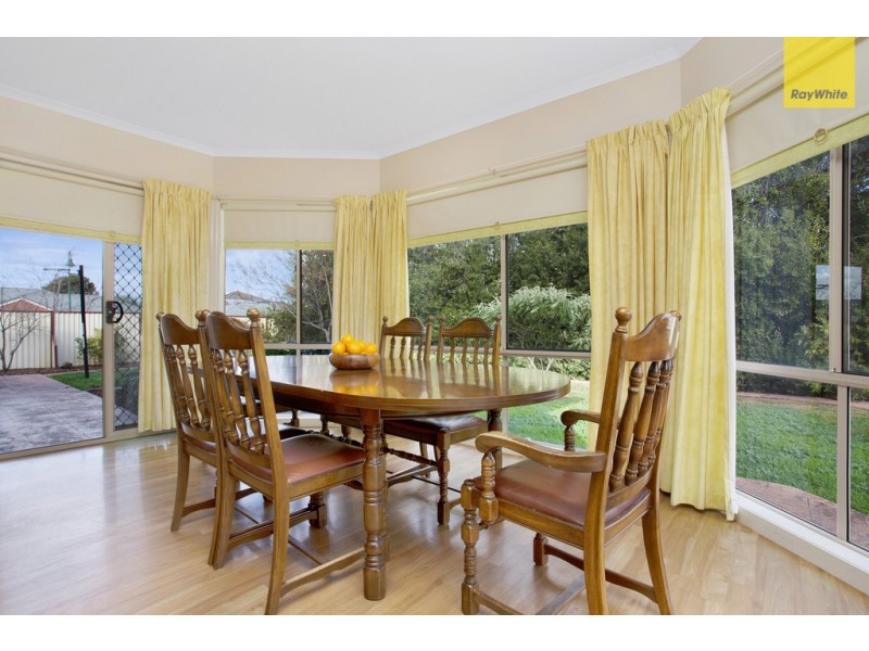 3 Bramshaw Crescent, Hillside VIC 3037