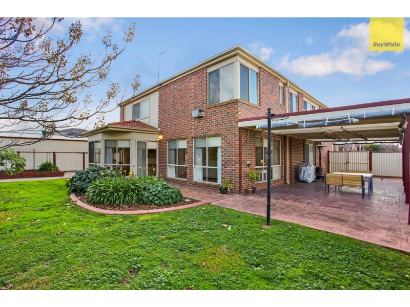 3 Bramshaw Crescent, Hillside VIC 3037