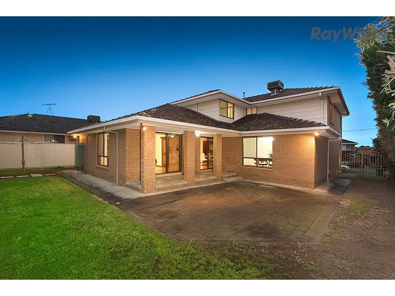 12 Augustines Way, Keilor VIC 3036