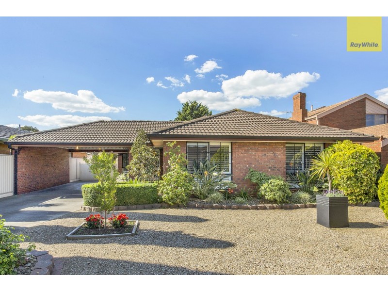 14 Ensign Grove, Taylors Lakes VIC 3038