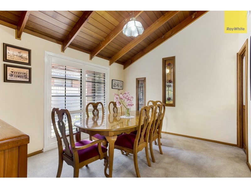 14 Ensign Grove, Taylors Lakes VIC 3038