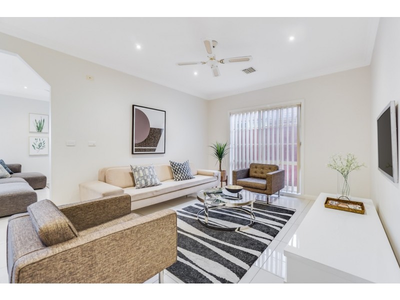 12 Howqua Way, Taylors Hill VIC 3037