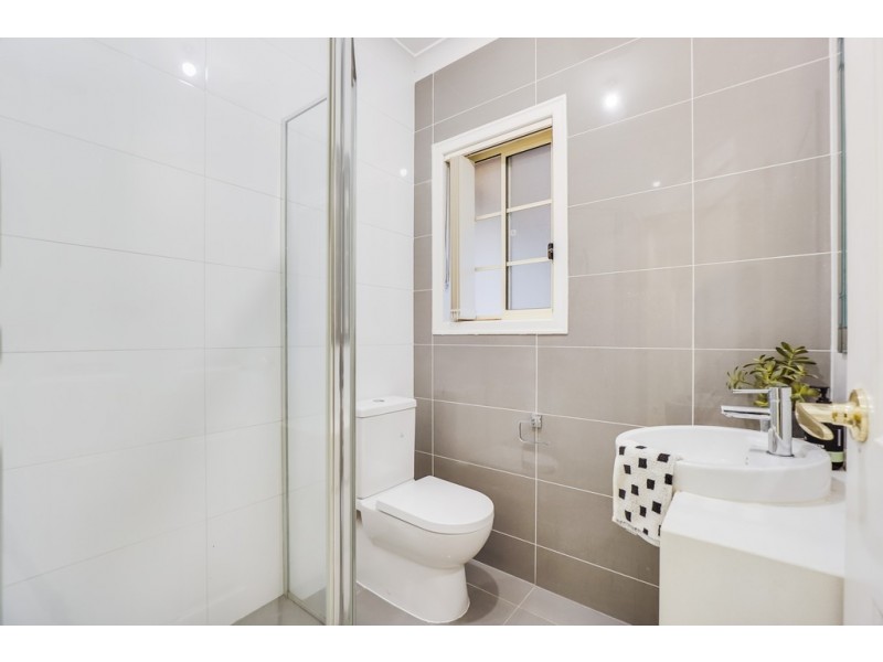 12 Howqua Way, Taylors Hill VIC 3037