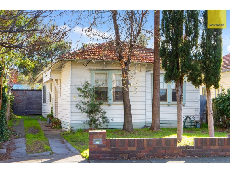 5 Butler Grove, Coburg VIC 3058
