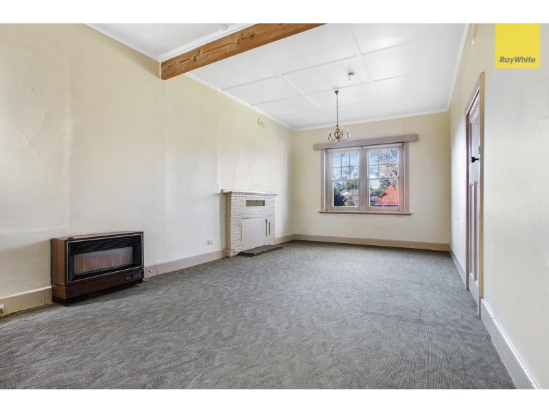 5 Butler Grove, Coburg VIC 3058