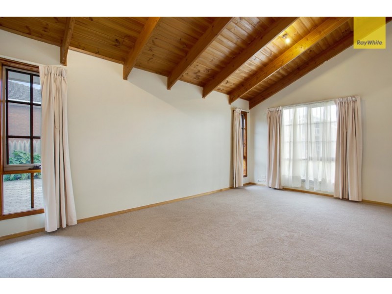 7 Ensign Grove, Taylors Lakes VIC 3038