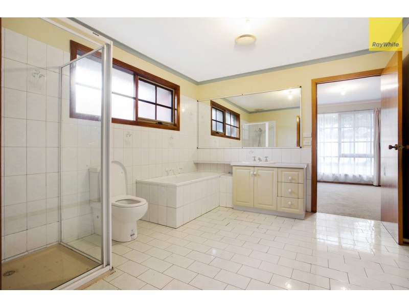 7 Ensign Grove, Taylors Lakes VIC 3038